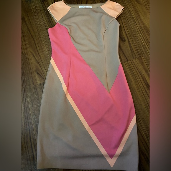 Maggy London 6 - Picture 2 of 5